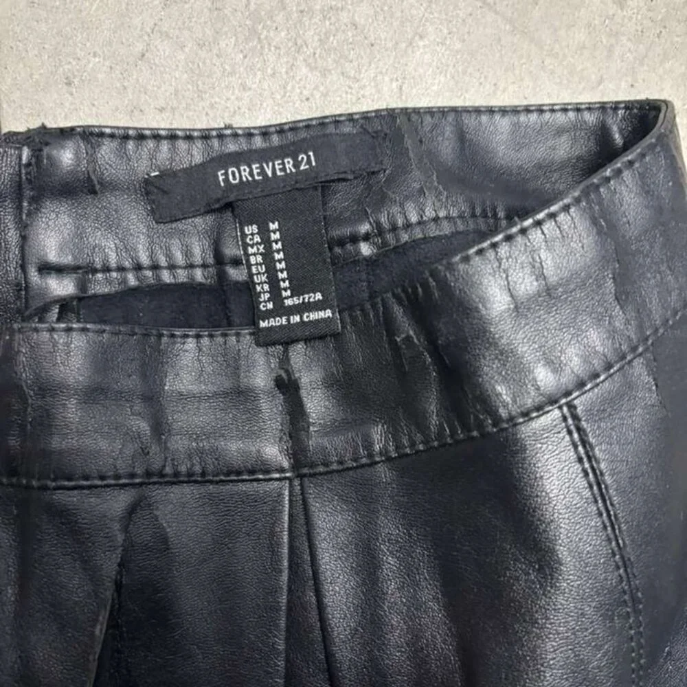 Forever 21 black M short skirt